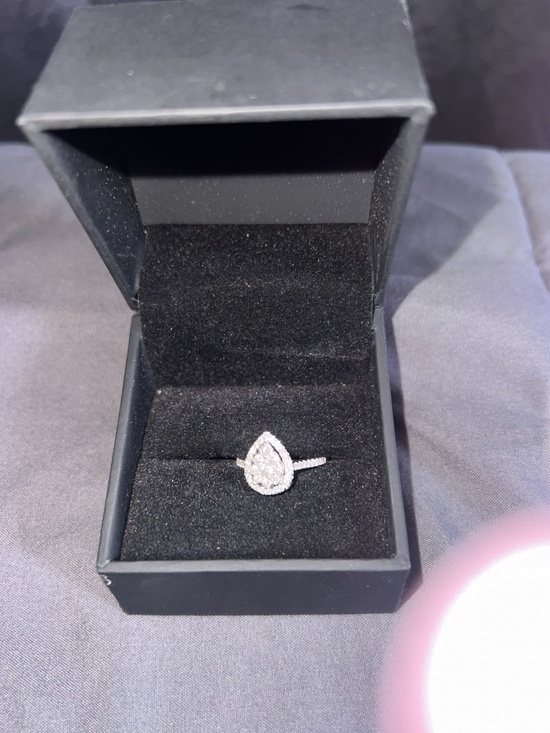 The KAY Signature collection - designed with forever in mind. 💎 Kay ring